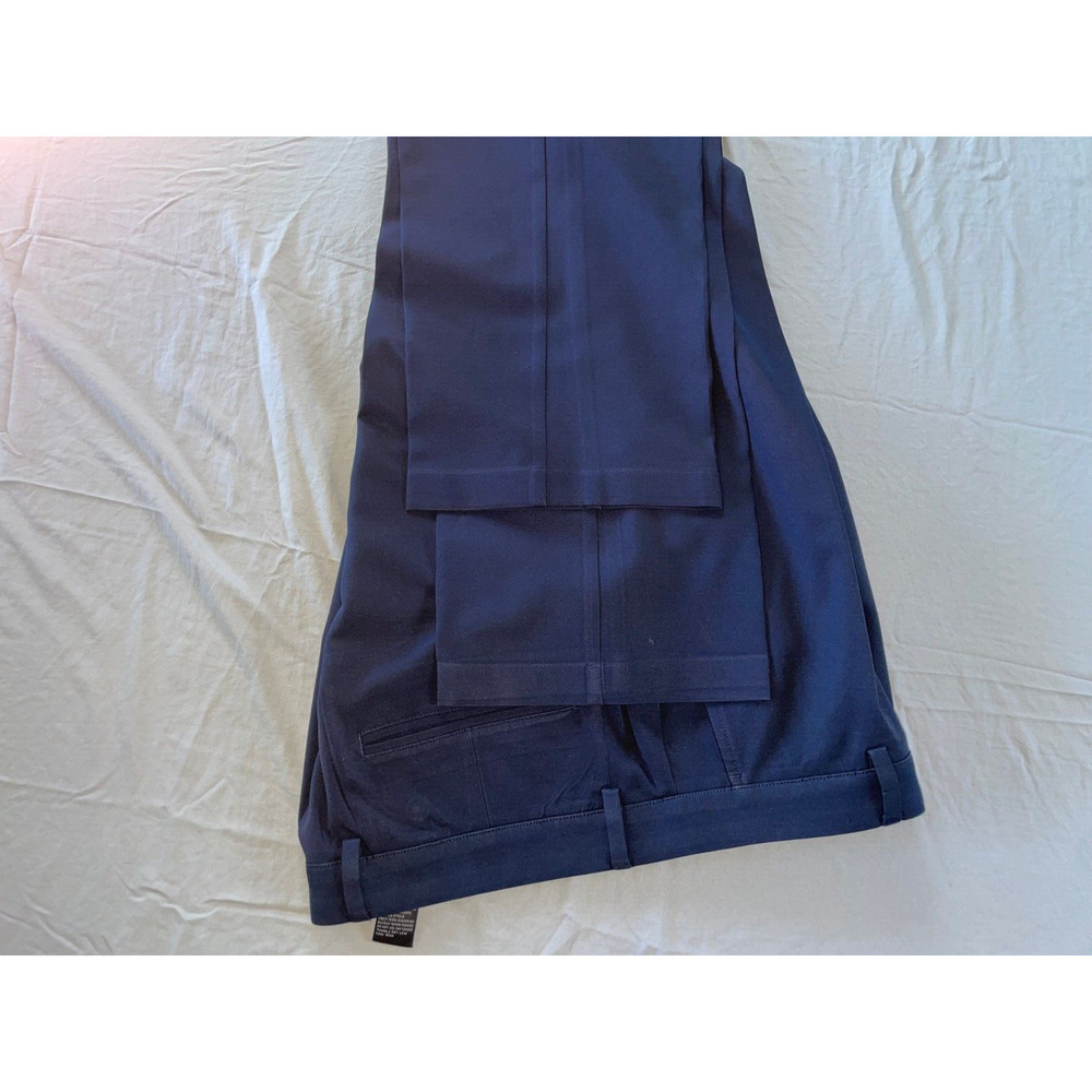 Greg Norman Flat Front Microfiber Ultimate Travel Chino Pants. Navy, 36X32. EUC - Picture 4 of 9